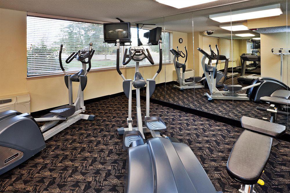 Doubletree By Hilton Winston Salem - University, Nc Instalações foto