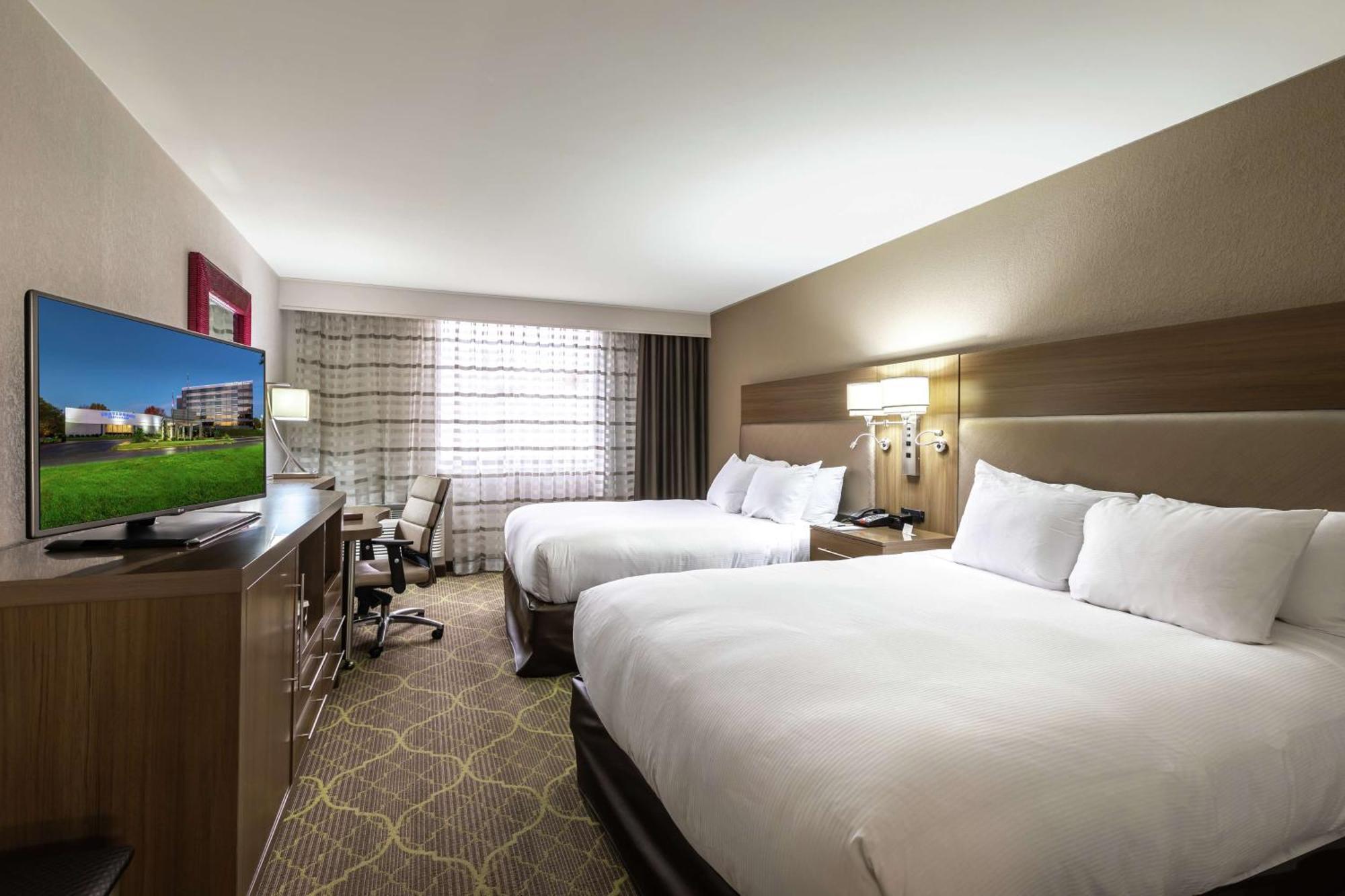 Doubletree By Hilton Winston Salem - University, Nc Exterior foto