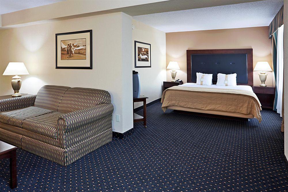 Doubletree By Hilton Winston Salem - University, Nc Quarto foto