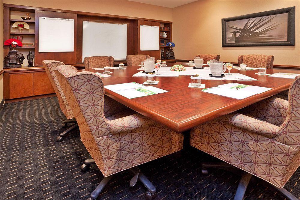 Doubletree By Hilton Winston Salem - University, Nc Instalações foto